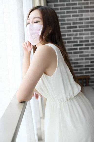 im电竞APP下载:日本最矮世界小姐板垣真衣背景资料照片 北大学霸女神(图1) im电竞